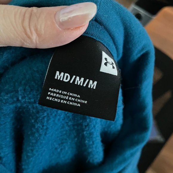 Under Armour Hoodie - Picture 3 of 5